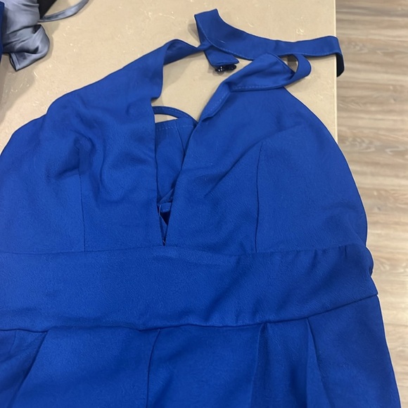 ASOS Design Blue Halter Neck Jumpsuit - Picture 3 of 4